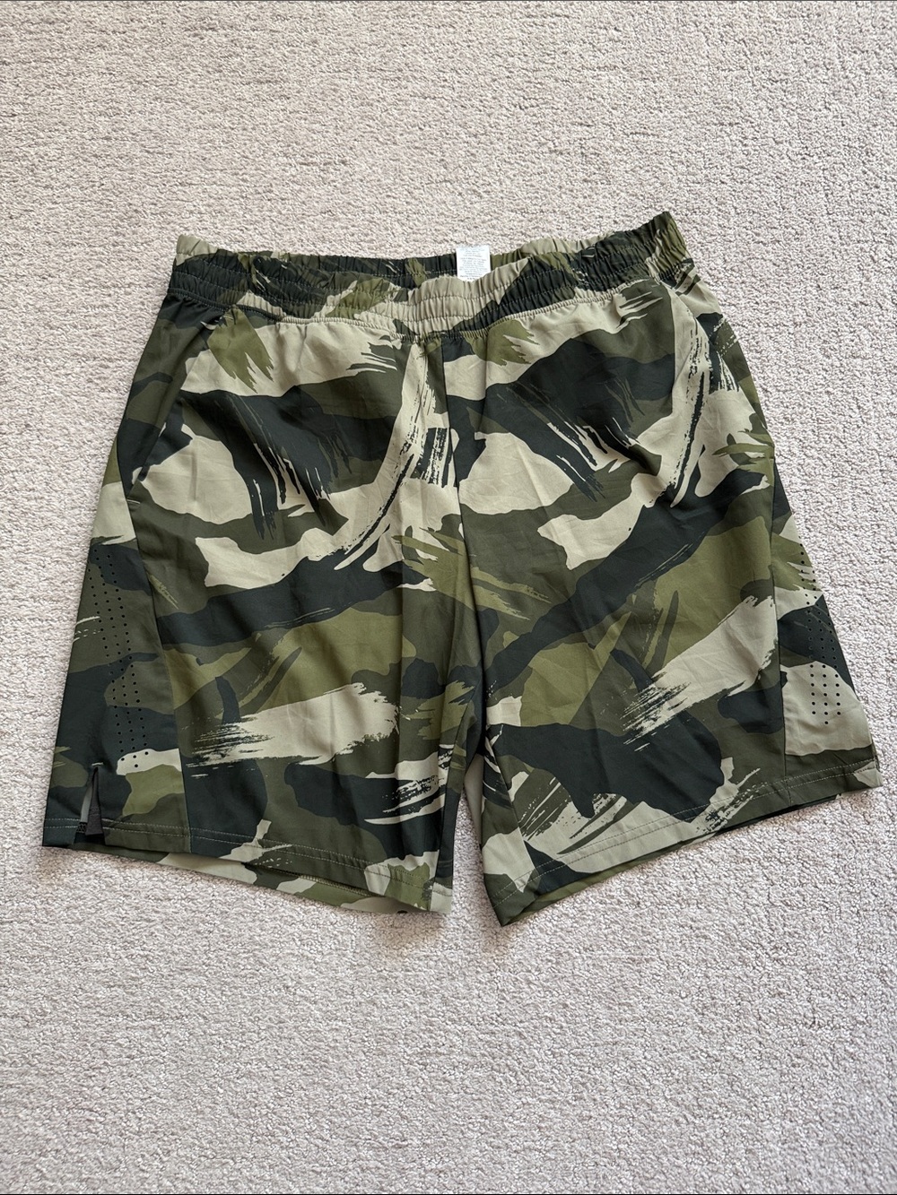 Athletic Works Green Camo Lined Athletic Shorts - Large